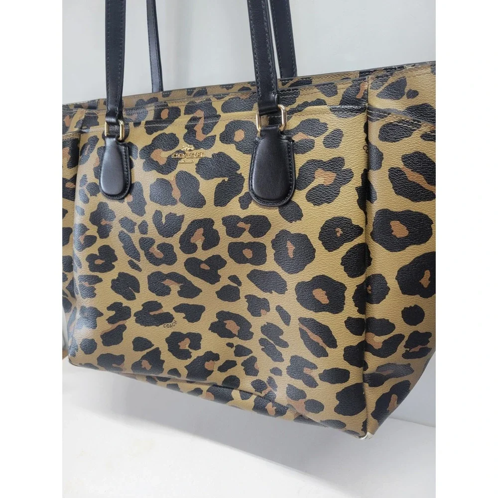 Coach Leopard Print Tote Bag Black Leather Straps purse‎